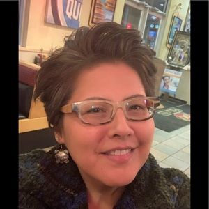 Meet your Posher, Zena